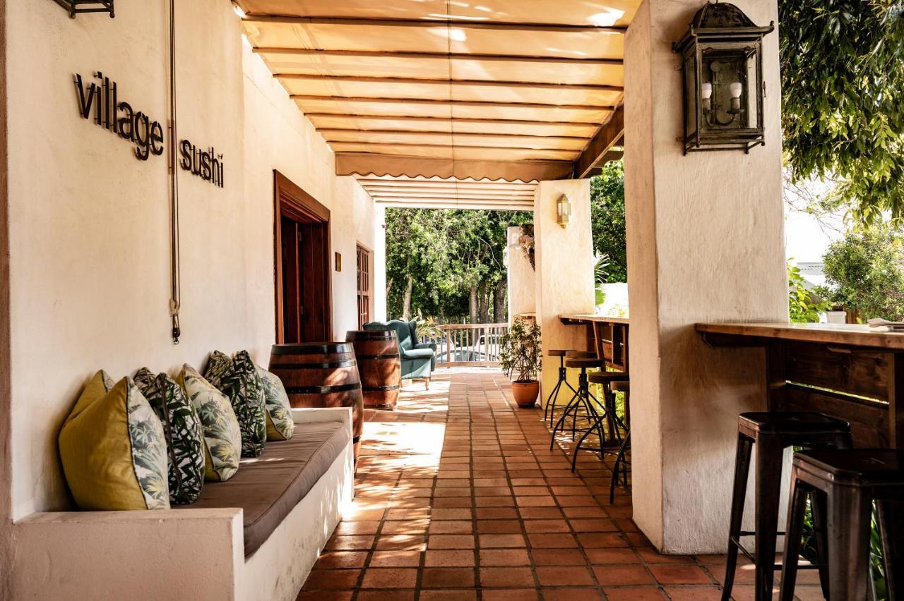 Noordhoek Village Hotel Экстерьер фото